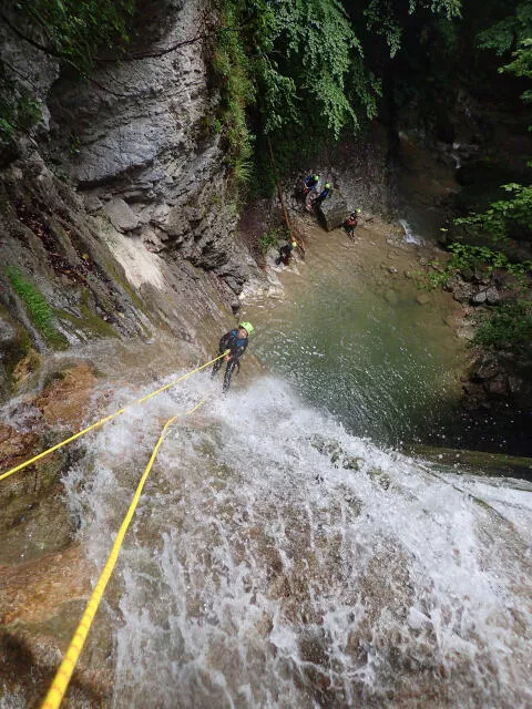 Canyoning : rappel au Versoud