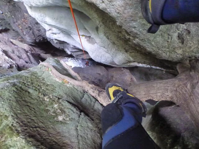 Entrée par le bloc coincé